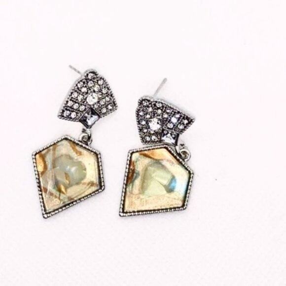 NWT Silver Crystal Abalone Colored Dangle Earrings - Picture 2 of 8